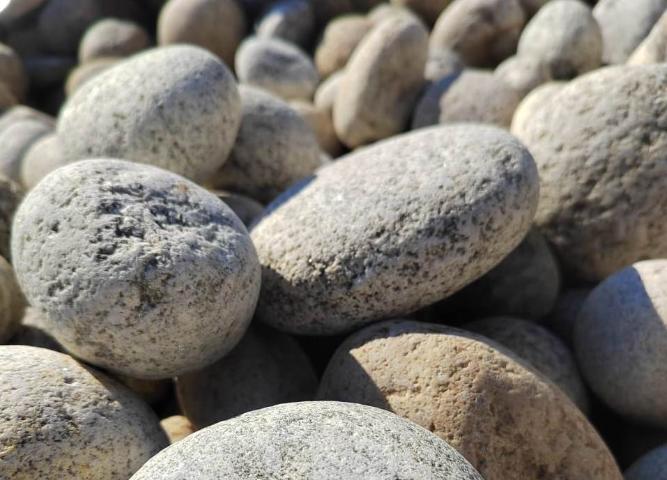 Купить речную и морскую гальку напрямую у производителя с доставкой  купить в Кирове от производителя, без посредников